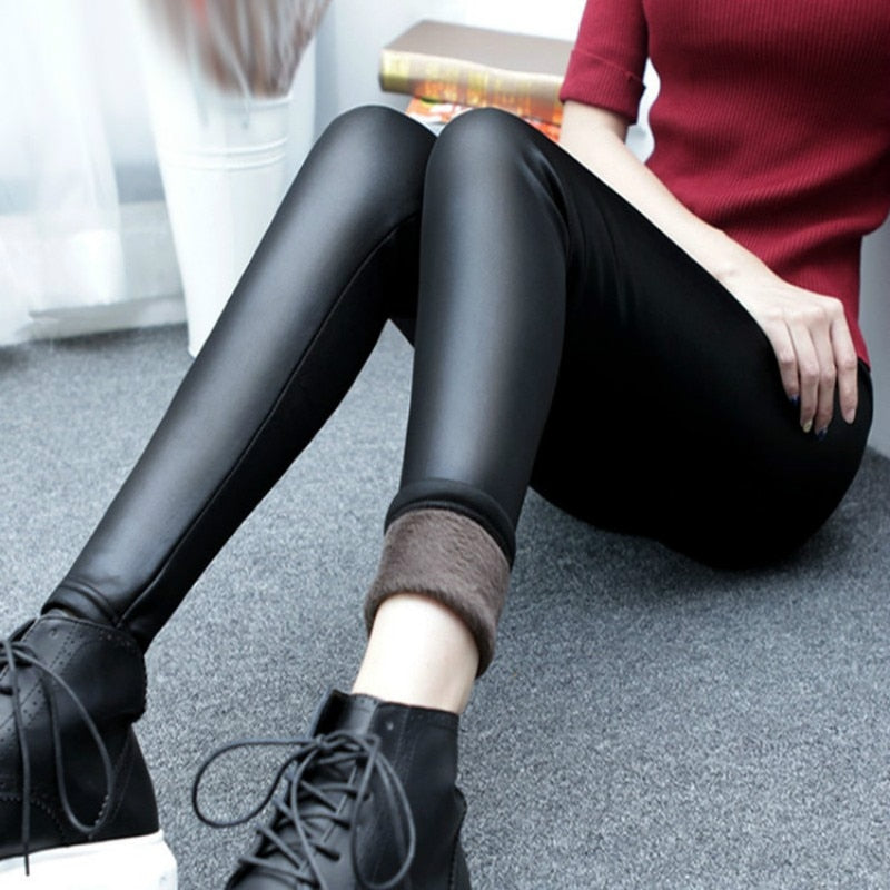 Autumn and winter leather leggings
